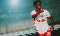 Stürmer Diakite wechselt leihweise in die Schweiz.
