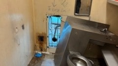 Die Häftlinge fanden den Ausbruch – den Beschmierungen über ihrem Fluchtweg zufolge – zu leicht. (Bild: Orleans Parish Sheriff's Office)