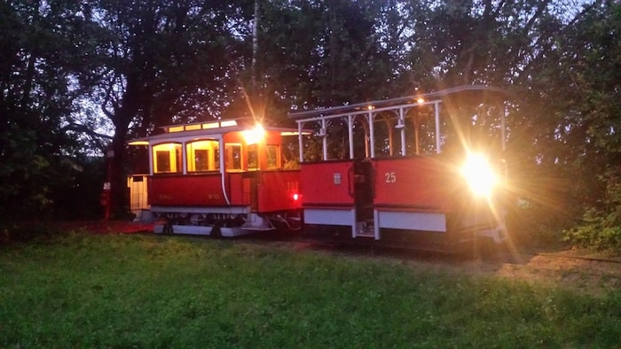 Tramway in Klagenfurt: Im Kinomuseum laufen in der Langen Nacht nonstop Klassiker wie Ben Hur, Die zehn Gebote, Und die Bibel hat doch recht (18  bis 21 Uhr).