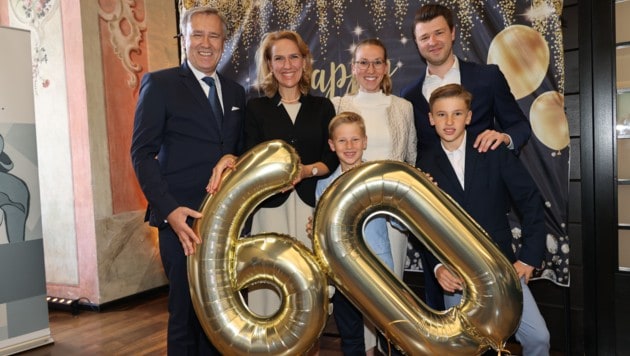 Christian Jauk mit seiner Familie. (Bild: Jauschowetz Christian)