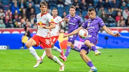 Kapitän Manfred Fischer (re.) weiß, was auf dem Spiel steht. (Bild: APA/EXPA / APA / picturedesk.com)