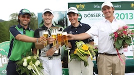 Sepp Straka (ganz rechts) gewann 2013 bei den Gösser Open in Maria Lankowitz die Amateurwertung. Den Sieg sicherte sich damals Brendan McCarroll (Zweiter von links) vor Martin Wiegele (ganz links) und Rhys Enoch. (Bild: GEPA)