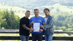 Die FPÖ-Mandtare Mario Huschka, Heinrich Oberklammer und Andreas Roitner (von links) reichten eine Aufsichtsbeschwerde beim Land ein. (Bild: FPÖ)