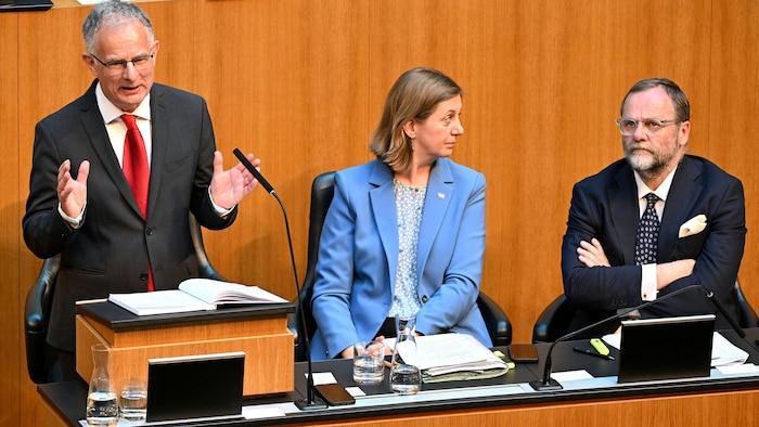 Das rot-schwarz-pinke Dreier-Gespannt Marterbauer, Eibinger-Miedl und Schellhorn bei Budget und ...