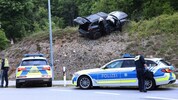 Bei einer Autobahnauffahrt in Bayern nahm die Verfolgungsjagd ein Ende.