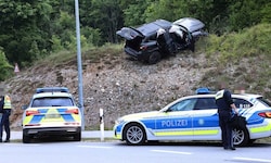 Bei einer Autobahnauffahrt in Bayern nahm die Verfolgungsjagd ein Ende.