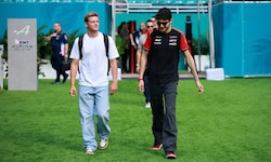 Mick Schumacher (li.) und Esteban Ocon