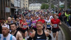 Über 10.000 Laufbegeisterte nahmen am Salzburg Marathon teil. (Bild: Tröster Andreas)