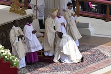 Papst Leo XIV. bei seiner feierlichen Amtseinführung (Bild: Imre Antal)