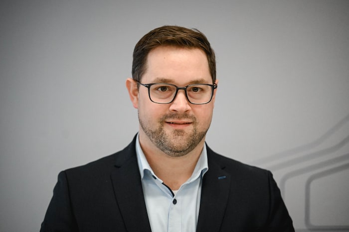 Florian Hiegelsberger, Geschäftsführer der ÖVP Oberösterreich, lehnt einen THC-Grenzwert – ähnlich wie beim Alkohol – im Straßenverkehr ab. Er fordert allerdings mehr Kontrollen.