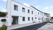 Blick auf den neuen Hof. So geht durchdachte Ortskerngestaltung. 