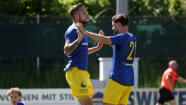 Jubel beim SAK: Lürzer (links) und Tafilaj