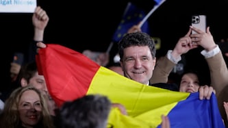 Das rumänische Volk hat für den liberalkonservative Politiker Nicusor Dan und damit für Europa gestimmt.  (Bild: EPA/ROBERT GHEMENT)