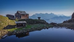 Wunderschönliegt das Wildseeloderhaus am Wildsee und ist ein beliebtes Wanderziel.