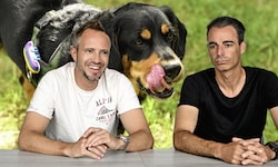Michael Hurnaus (li.) und Wolfgang Reisinger (re.) führen den Tracker-Spezialisten Tractive, der ...
