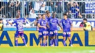 Wahnsinn! Die Austria bleibt weiterhin im Titelrennen. (Bild: GEPA)
