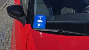 Parkuhr nicht vergessen! Sonst wartet ein Strafzettel.