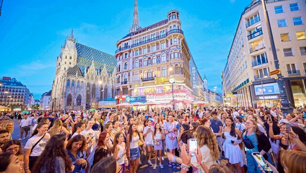 Ob der ESC in Wien ausgetragen wird oder nicht – die City wird so und so voll sein, denn an ...