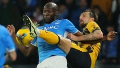 Napolis Romelu Lukaku (l.) und Inters Francesco Acerbi könnten sich am nächsten Montag in einem Entscheidungsspiel gegenüberstehen. (Bild: APA/AFP)