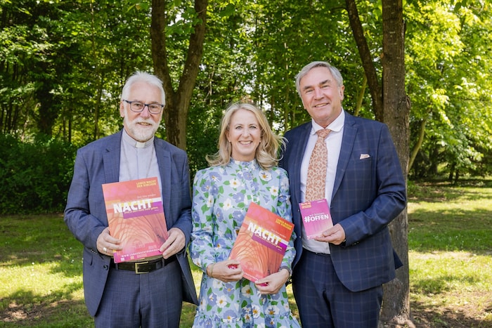 Bischof Josef Marketz, Projektkoordinatorin Iris Binder und Superintendent Manfred Sauer freuen sich auf die „Lange Nacht der Kirchen”. 