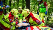 Eine Übung des Samariterbundes in OÖ – der ASB wird im „Dossier Rettungsdienst“ gelobt, weil es ...