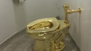 Die goldene Toilette, die 2019 aus dem Geburtshaus von Winston Churchill gestohlen wurde, ist bis heute nicht mehr aufgetaucht. (Bild: glomex)