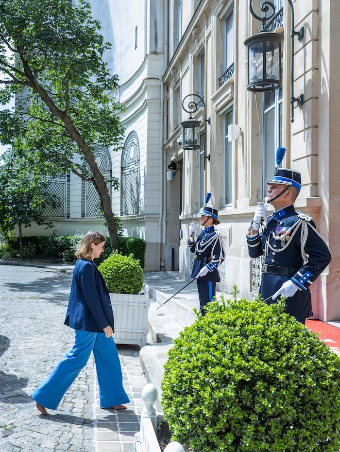 Ministerin Plakolm in Paris
