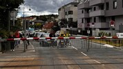 Wer hier auf den Zug wartet, braucht kein Ticket – nur Sitzfleisch. Manche riskieren gefrustet ...