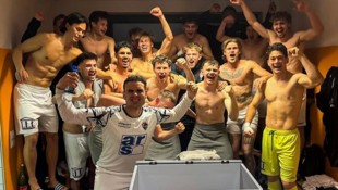 So sehen Sieger aus! Donaufeld gewinnt und übernimmt die Tabellenspitze (Bild: SR Donaufeld)