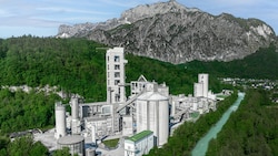 Zementhersteller Leube produziert auch Lärmschutzwände für Bahnstrecken