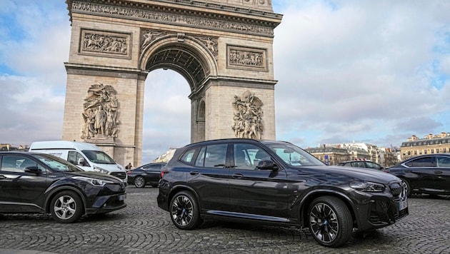 Paris als Wien-Vorbild? Wer mit einem SUV im Zentrum parken will, zahlt bis zu 18 Euro pro Stunde.