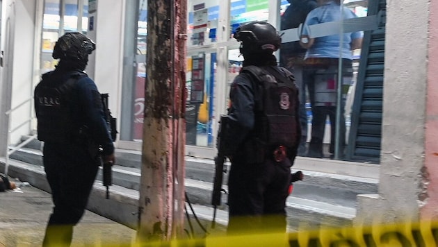 Im Zentrum von Mexiko sind sieben Männer auf offener Straße erschossen worden (Symbolbild).