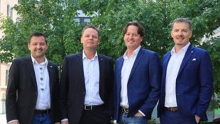 Josef Empl (GF Empl), Karl Christian Handl (GF Handl Tyrol), Klaus Mark (MK Illumination) und ...