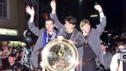 1998 und 1999 holte Ivica Vastic (M. zwischen Haas und Reinmayr) mit Sturm die Meisterschaft.