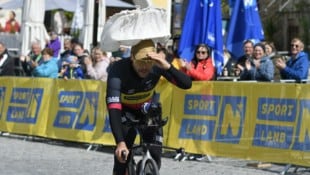 Daniel Kapeller im Zieleinlauf (Bild: HERBERT NEUBAUER)
