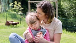 Eine starke Mama und ein starkes Kind (Bild: Jauschowetz Christian)