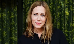 Die US-amerikanische Regisseurin Lydia Steier inszeniert erstmals an der Wiener Staatsoper.