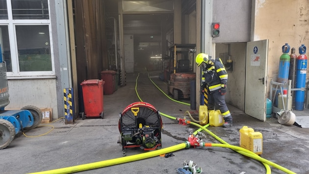 Bei dem Brand kam es zu einer starken Rauchentwicklung.