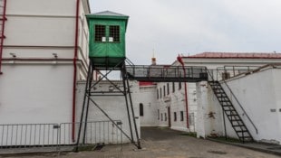 Die Haftbedingungen in Russland gelten als extrem menschenunwürdig, häufig wird Folter angewandt. (Bild: stock.adobe)