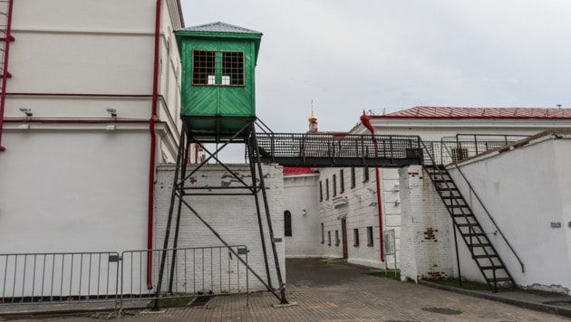 Die Haftbedingungen in Russland gelten als extrem menschenunwürdig, häufig wird Folter angewandt. (Bild: stock.adobe)