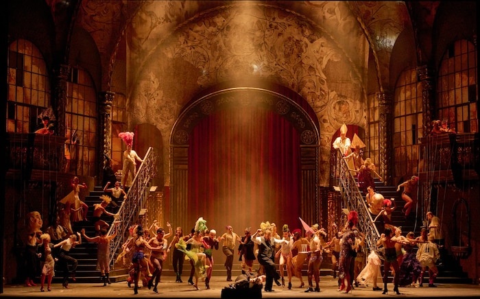 Wenn Keuschheit auf Ausgelassenheit trifft: Szenenbild von Lydia Steiers „Tannhäuser“-Inszenierung an der Wiener Staatsoper.