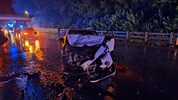 Die Fahrzeuge wurden massiv beschädigt.
