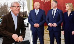 Wilfried Haslauer (li.) hat für das Treffen eine exklusive Destination ausgewählt. Auch die ...
