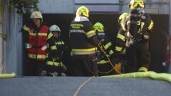 45 Feuerwehrleute standen bei dem Brand in der Tiefgarage im Einsatz