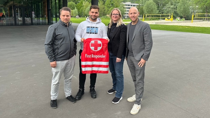 Das First-Responder-Team an der JKU: Alexander Lehner (ASB), Kristof Harsanyi (RK), Claudia Schwarz (RK), Alexander Freischlager (JKU)