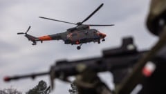 Ein Patrouillenflug vertrieb ein mutmaßliches Mitglied der russischen „Schattenflotte“.