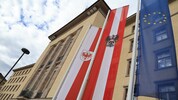 Bürokratie auf Landes, Bundes- und EU-Ebene lähmt die Wirtschaft, besonders die Klein- und ...