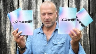 Bestseller-Autor Bernhard Aichner ist fasziniert vom Bundesliga-Krimi. (Bild: www.fotowerk.at)
