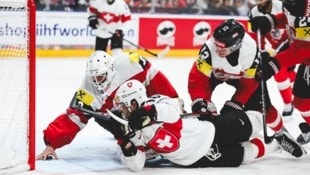 Im ersten WM-Viertelfinale seit 1994 ist Österreichs Eishockey-Team heute gegen die Eidgenossen klarer Außenseiter. (Bild: GEPA)
