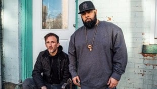 Mike Manteca und Will Brooks (v.l.) kommen mit ihrem grenzensprengenden Projekt Dälek wieder live nach Wien. (Bild: Dälek)